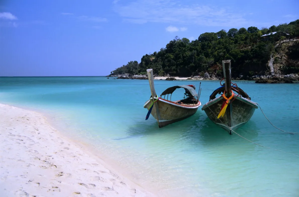 Coastal property view, Bruma's target market